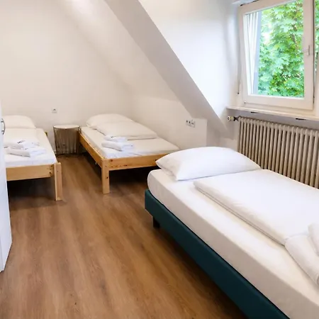 Allee 25 Hotel *