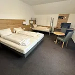 Hotel Allee 25 *